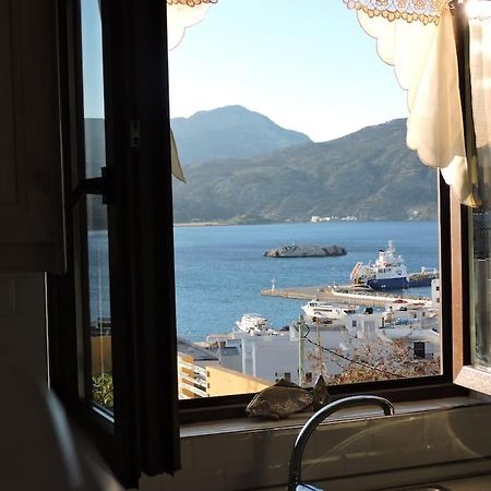 Annissa Appartment Karpathos Bagian luar foto