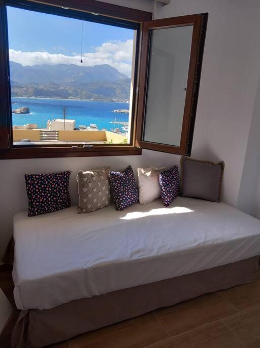 Annissa Appartment Karpathos Bagian luar foto